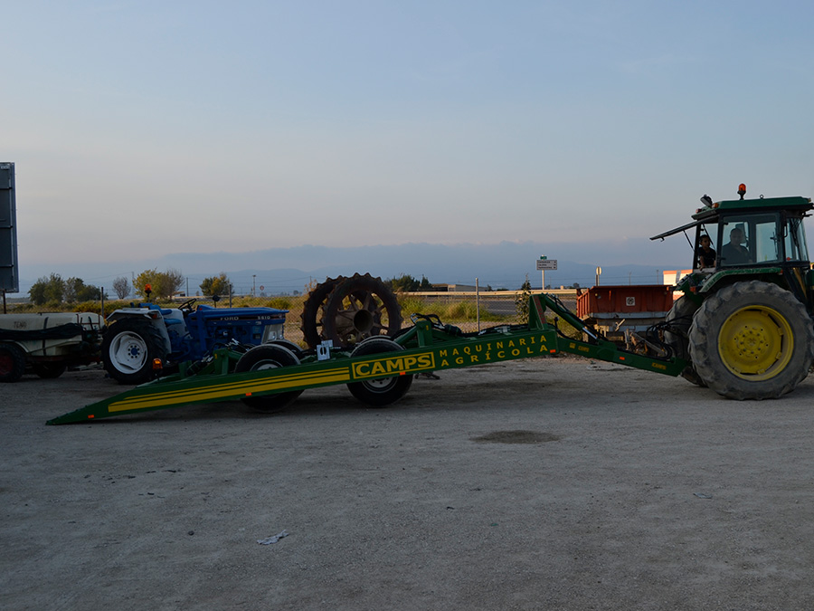 plataformas-transporte-tractores-ruedas-hierro
