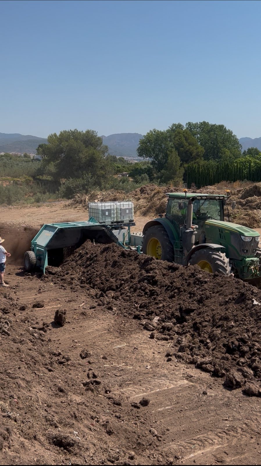 Volteadora de compost VCC1-3000 Camps